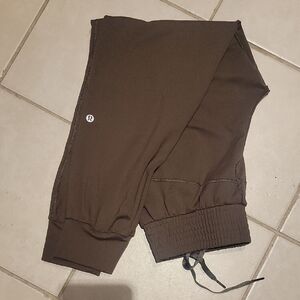 Lululemon Athletica Green and Black Track Pants with Elastic Waistband